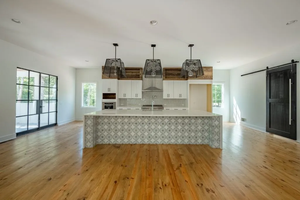 8315 Hewlett Road, Sandy Springs, Georgia 30350, 6 Bedrooms Bedrooms, ,6 BathroomsBathrooms,Residential,Sold,8315 Hewlett Road,6960732