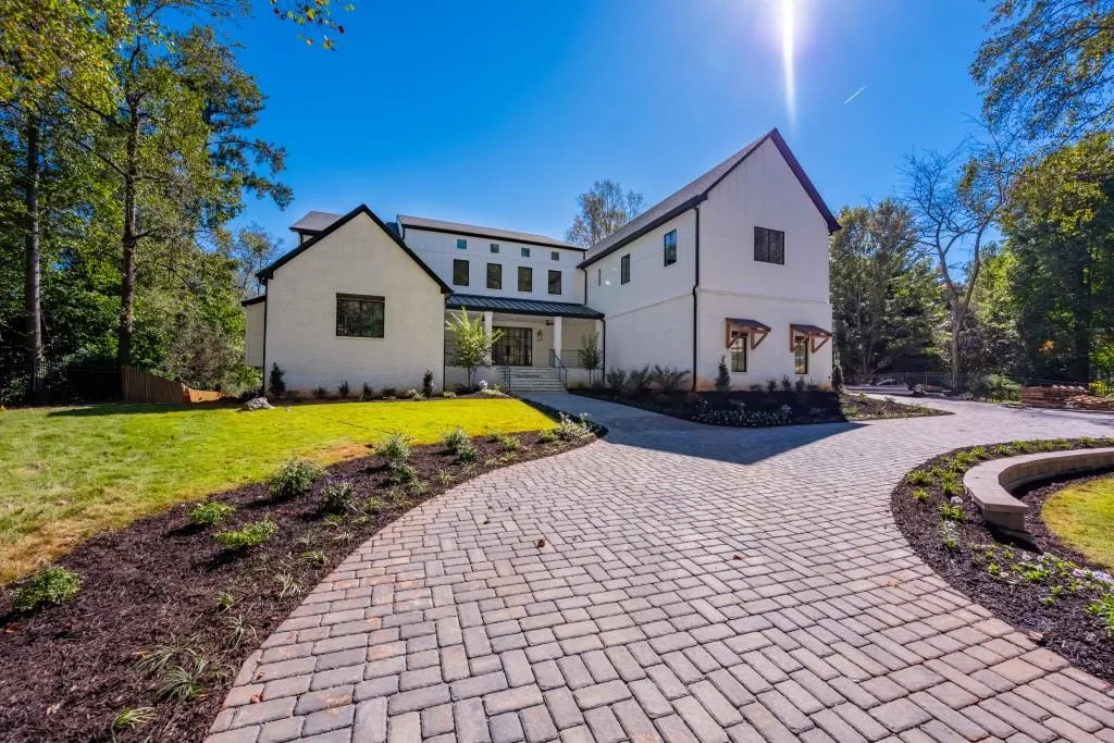 8315 Hewlett Road, Sandy Springs, Georgia 30350, 6 Bedrooms Bedrooms, ,6 BathroomsBathrooms,Residential,Sold,8315 Hewlett Road,6960732