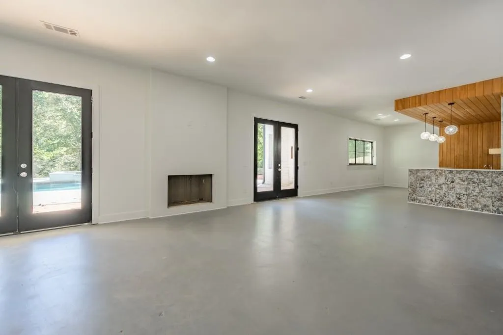 8315 Hewlett Road, Sandy Springs, Georgia 30350, 6 Bedrooms Bedrooms, ,6 BathroomsBathrooms,Residential,Sold,8315 Hewlett Road,6960732