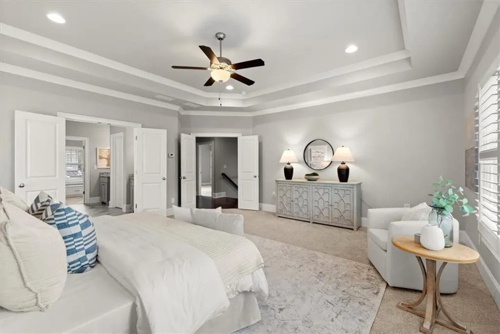 825 Novello Court, Atlanta, Georgia 30342, 5 Bedrooms Bedrooms, ,4 BathroomsBathrooms,Residential,Sold,825 Novello Court,7454666
