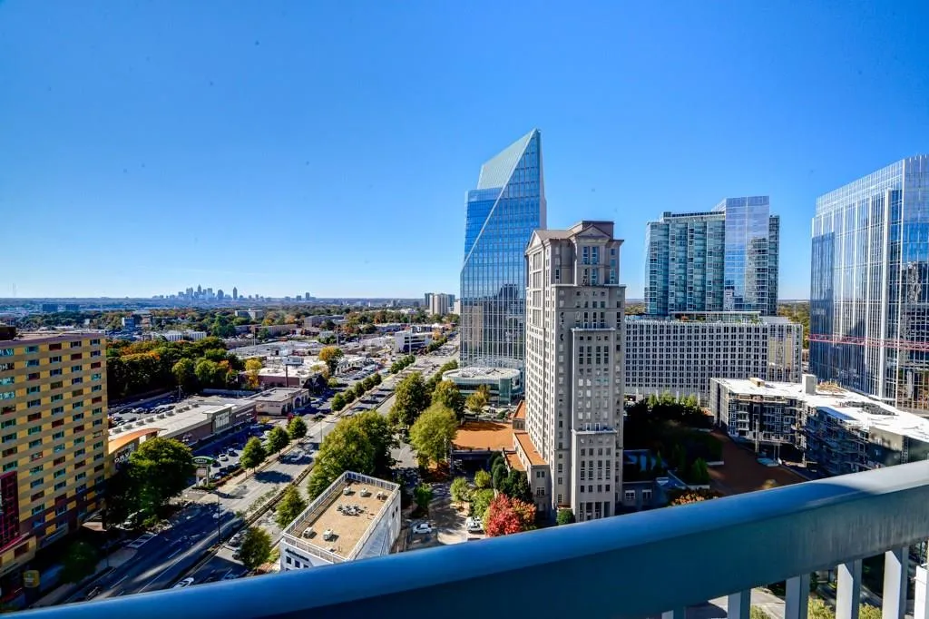 3324 Peachtree Road Ne Unit 1708, Atlanta, Georgia 30326, 1 Bedroom Bedrooms, ,1 BathroomBathrooms,Residential,Sold,3324 Peachtree Road Ne Unit 1708,5802200
