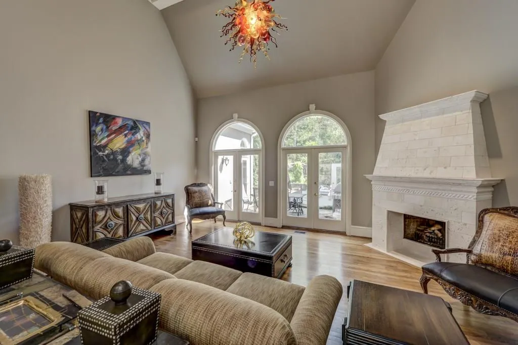 230 Sheridan Point Lane, Atlanta, Georgia 30342, 5 Bedrooms Bedrooms, ,4 BathroomsBathrooms,Residential,Sold,230 Sheridan Point Lane,5832454