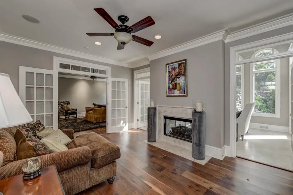 230 Sheridan Point Lane, Atlanta, Georgia 30342, 5 Bedrooms Bedrooms, ,4 BathroomsBathrooms,Residential,Sold,230 Sheridan Point Lane,5832454
