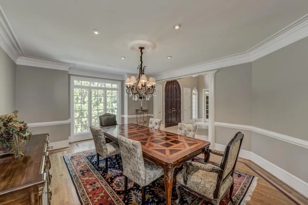 230 Sheridan Point Lane, Atlanta, Georgia 30342, 5 Bedrooms Bedrooms, ,4 BathroomsBathrooms,Residential,Sold,230 Sheridan Point Lane,5832454