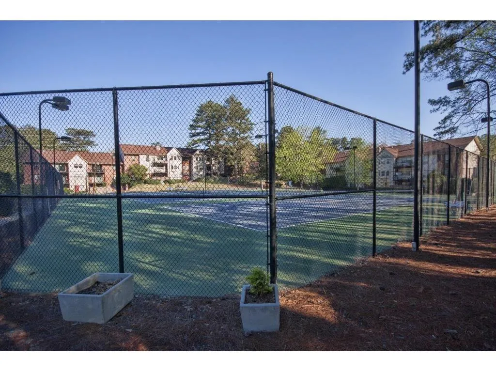 6851 Roswell Road Unit F23, Sandy Springs, Georgia 30328, 2 Bedrooms Bedrooms, ,2 BathroomsBathrooms,Residential,Sold,6851 Roswell Road Unit F23,5762259