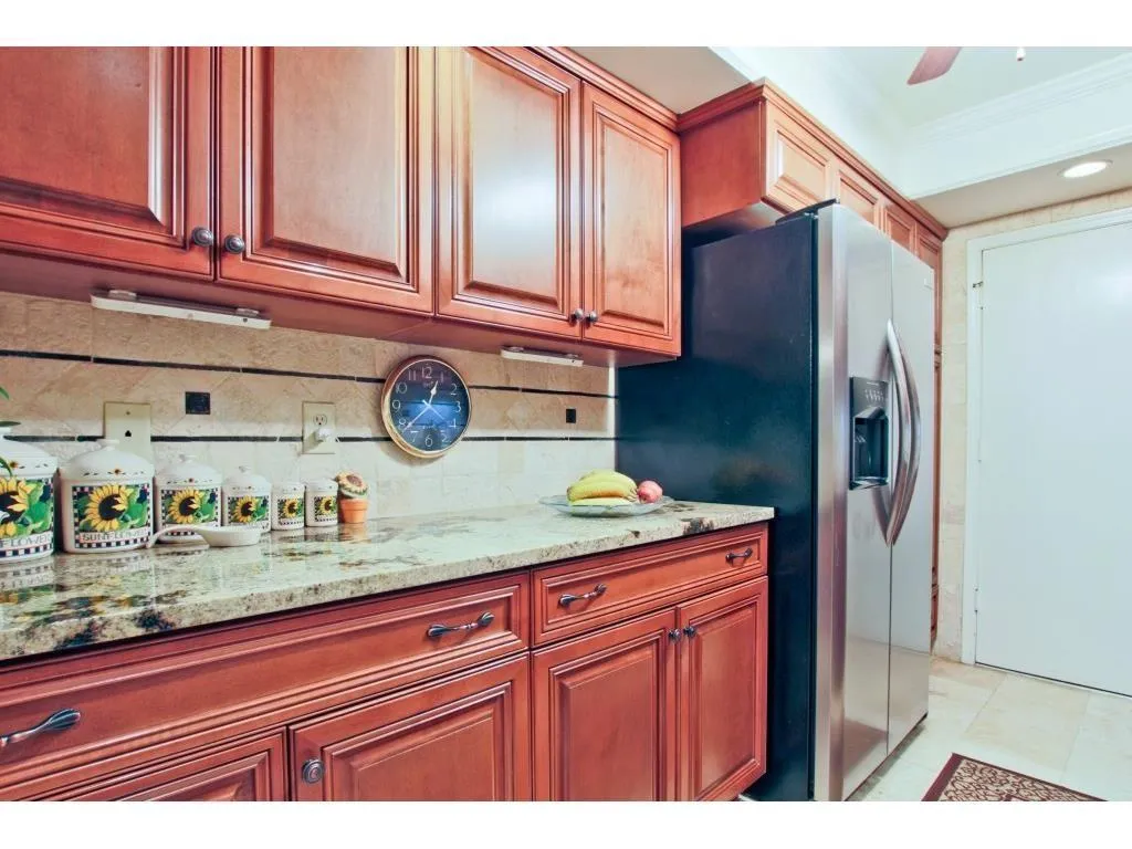 6851 Roswell Road Unit F23, Sandy Springs, Georgia 30328, 2 Bedrooms Bedrooms, ,2 BathroomsBathrooms,Residential,Sold,6851 Roswell Road Unit F23,5762259