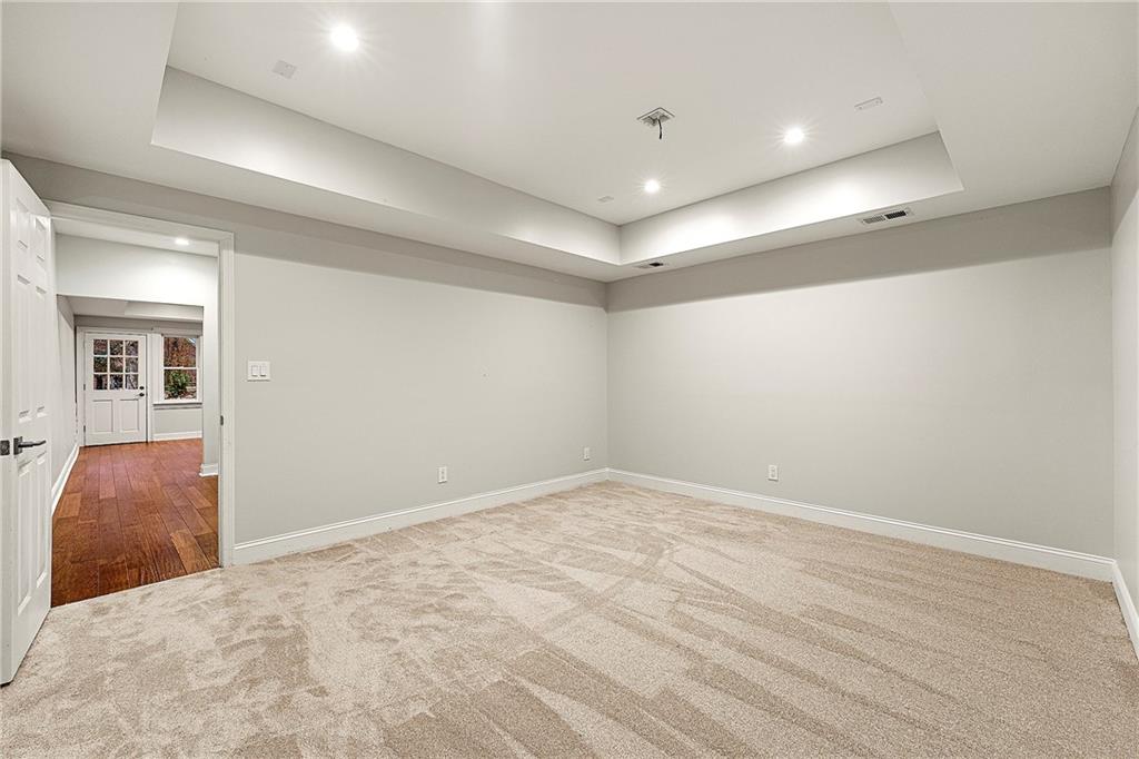 9810 Huntcliff Trace, Sandy Springs, Georgia 30350, 6 Bedrooms Bedrooms, ,5 BathroomsBathrooms,Residential,Sold,9810 Huntcliff Trace,7307484