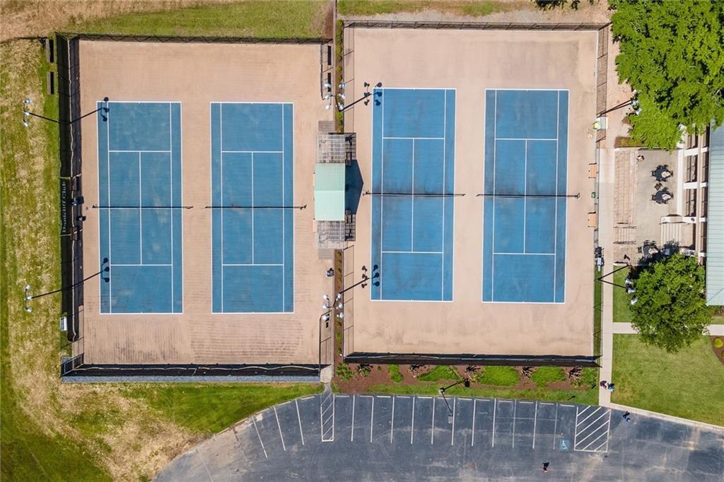 9810 Huntcliff Trace, Sandy Springs, Georgia 30350, 6 Bedrooms Bedrooms, ,5 BathroomsBathrooms,Residential,Sold,9810 Huntcliff Trace,7307484