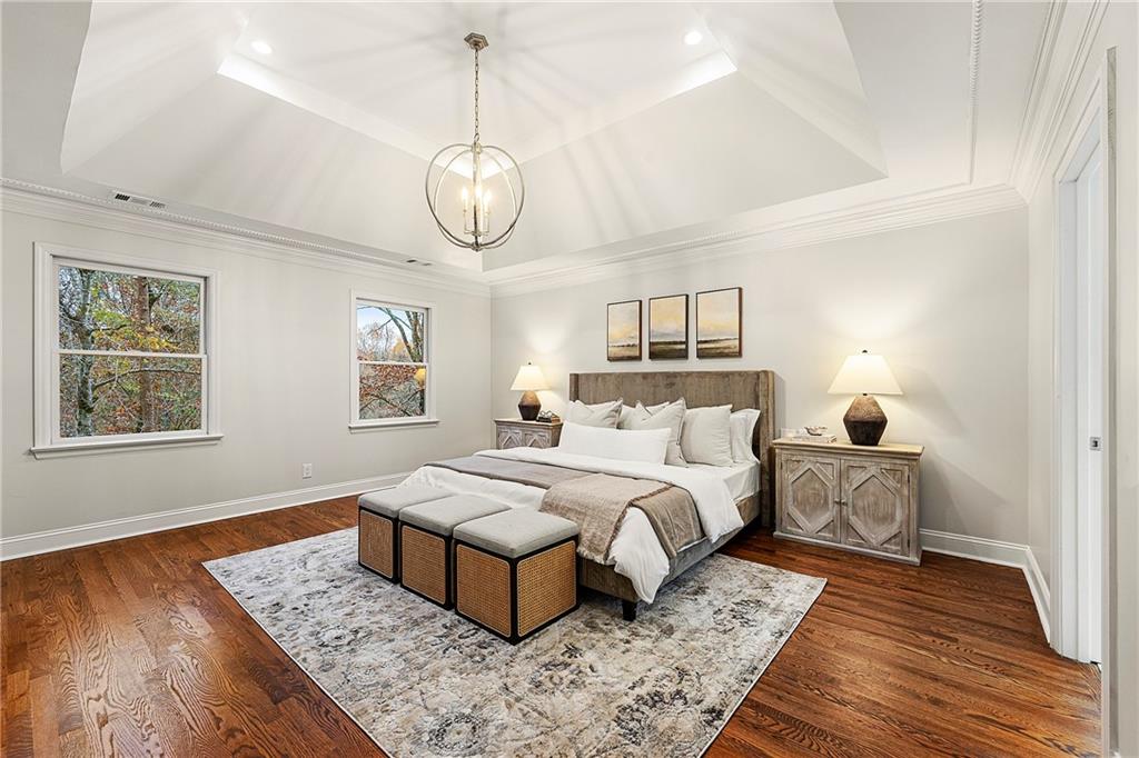 9810 Huntcliff Trace, Sandy Springs, Georgia 30350, 6 Bedrooms Bedrooms, ,5 BathroomsBathrooms,Residential,Sold,9810 Huntcliff Trace,7307484