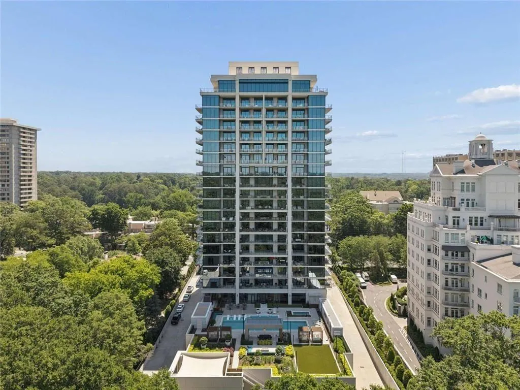 2520 Peachtree Road Unit 603, Atlanta, Georgia 30305, 2 Bedrooms Bedrooms, 0 ,3 BathroomsBathrooms,Residential,For Sale,2520 Peachtree Road Unit 603,7786024