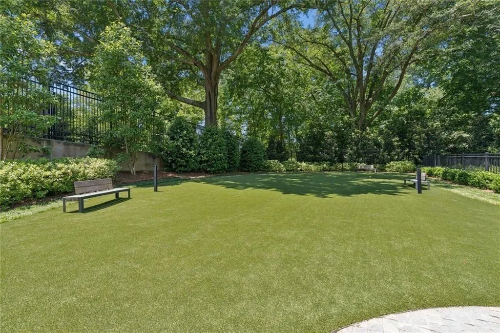 2520 Peachtree Road Unit 603, Atlanta, Georgia 30305, 2 Bedrooms Bedrooms, 0 ,3 BathroomsBathrooms,Residential,For Sale,2520 Peachtree Road Unit 603,7786024
