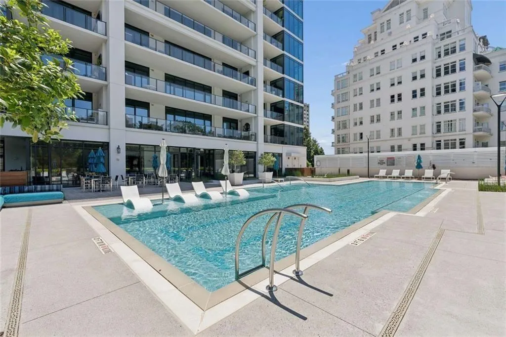 2520 Peachtree Road Unit 603, Atlanta, Georgia 30305, 2 Bedrooms Bedrooms, 0 ,3 BathroomsBathrooms,Residential,For Sale,2520 Peachtree Road Unit 603,7786024