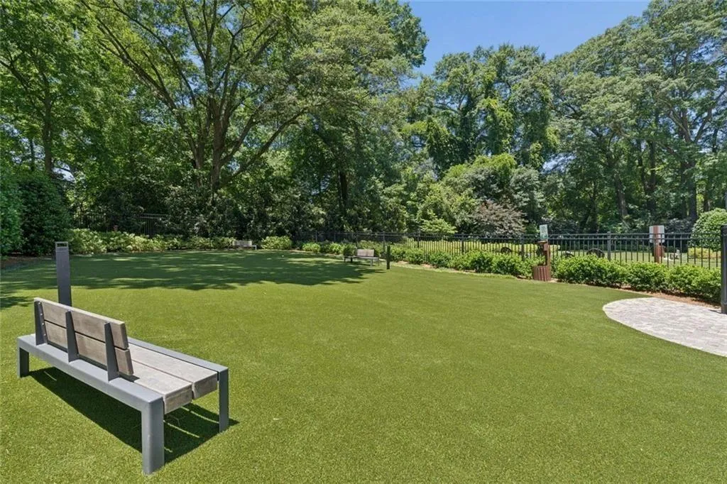 2520 Peachtree Road Unit 603, Atlanta, Georgia 30305, 2 Bedrooms Bedrooms, 0 ,3 BathroomsBathrooms,Residential,For Sale,2520 Peachtree Road Unit 603,7786024