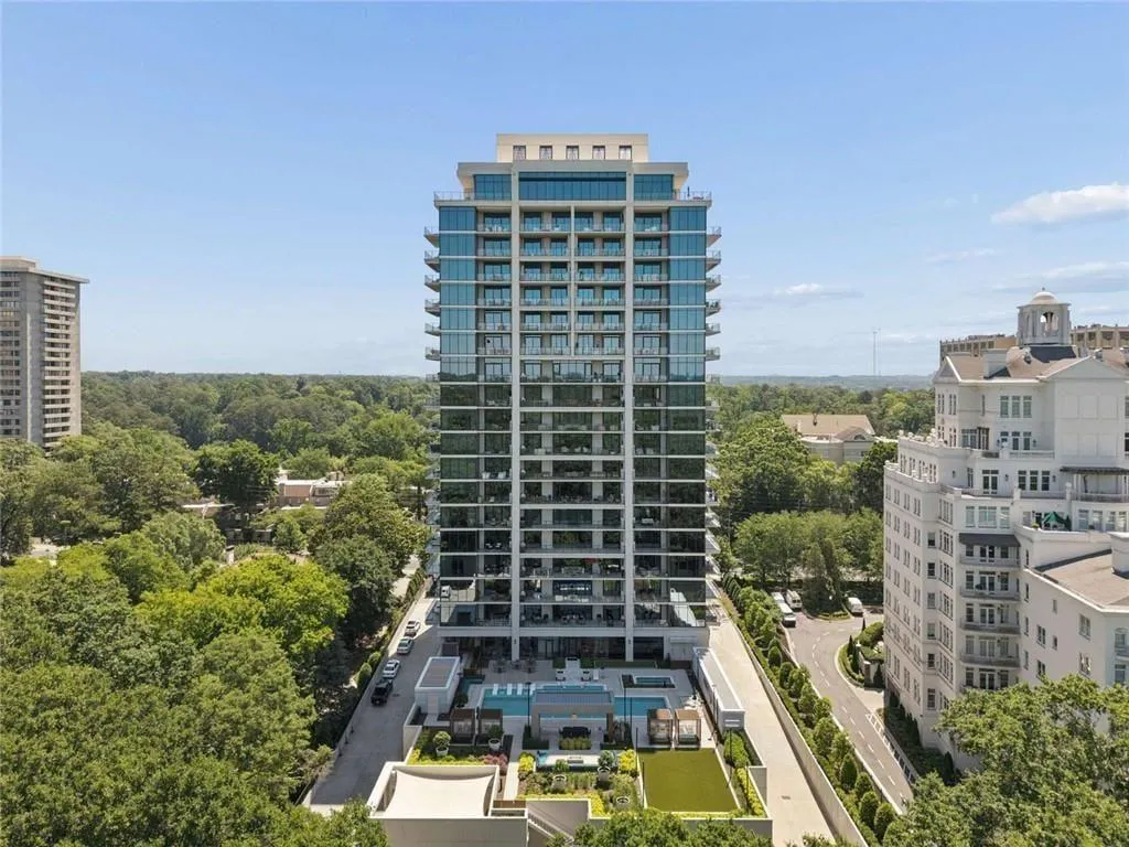 2520 Peachtree Road Unit 603, Atlanta, Georgia 30305, 2 Bedrooms Bedrooms, 0 ,3 BathroomsBathrooms,Residential,For Sale,2520 Peachtree Road Unit 603,7786024