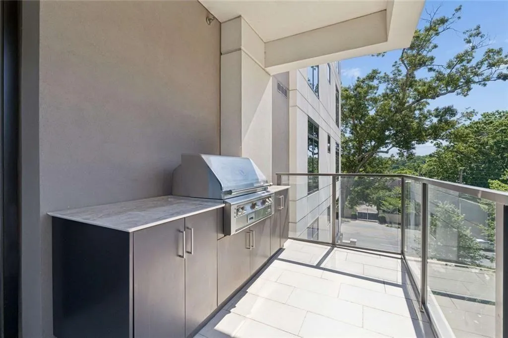 2520 Peachtree Road Unit 603, Atlanta, Georgia 30305, 2 Bedrooms Bedrooms, 0 ,3 BathroomsBathrooms,Residential,For Sale,2520 Peachtree Road Unit 603,7786024
