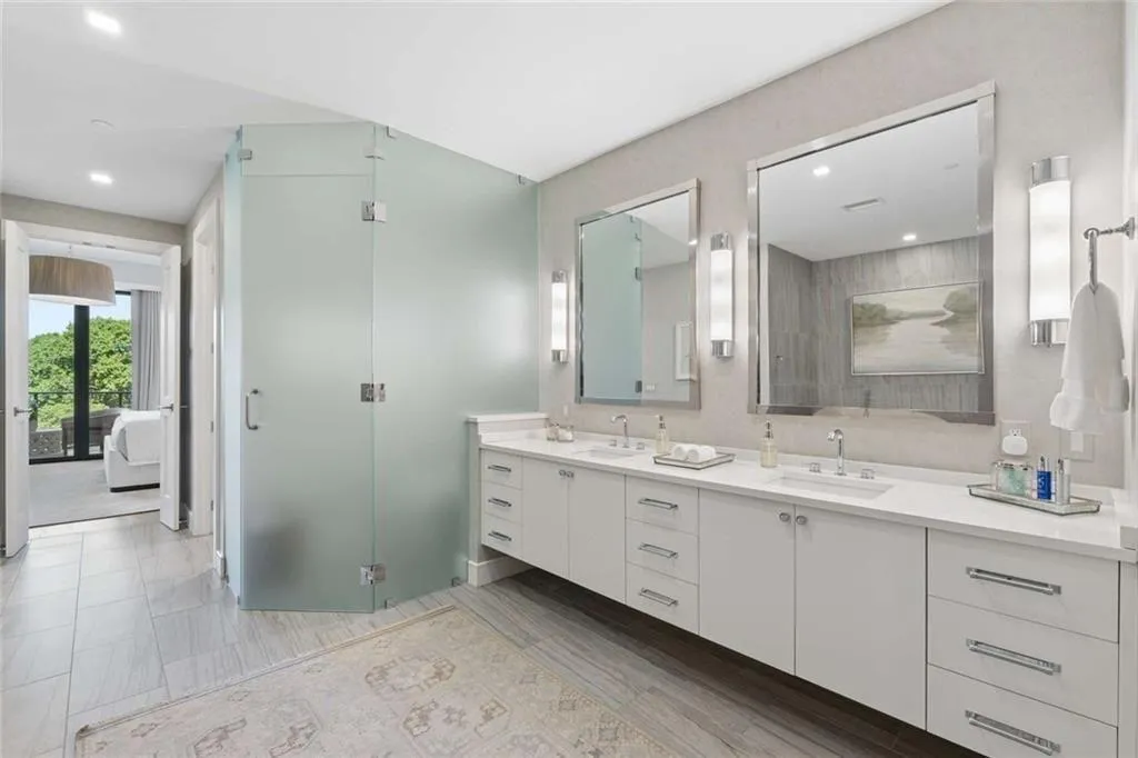 2520 Peachtree Road Unit 603, Atlanta, Georgia 30305, 2 Bedrooms Bedrooms, 0 ,3 BathroomsBathrooms,Residential,For Sale,2520 Peachtree Road Unit 603,7786024