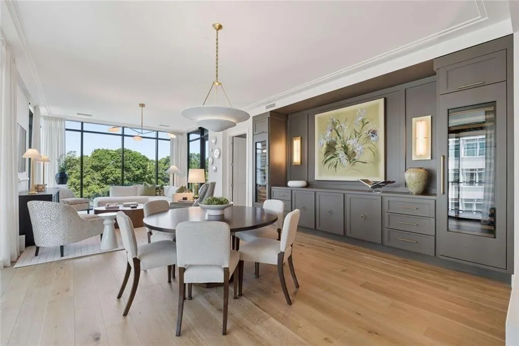 2520 Peachtree Road Unit 603, Atlanta, Georgia 30305, 2 Bedrooms Bedrooms, 0 ,3 BathroomsBathrooms,Residential,For Sale,2520 Peachtree Road Unit 603,7786024