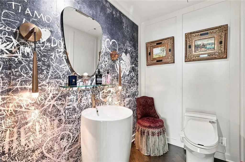 750 Park Avenue Ne Unit 22w, Atlanta, Georgia 30326, 3 Bedrooms Bedrooms, 0 ,2 BathroomsBathrooms,Residential,For Sale,750 Park Avenue Ne Unit 22w,7833763