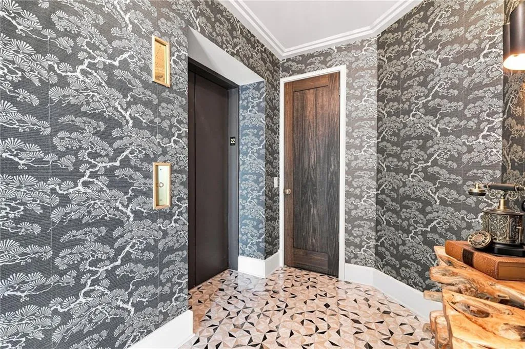 750 Park Avenue Ne Unit 22w, Atlanta, Georgia 30326, 3 Bedrooms Bedrooms, 0 ,2 BathroomsBathrooms,Residential,For Sale,750 Park Avenue Ne Unit 22w,7833763