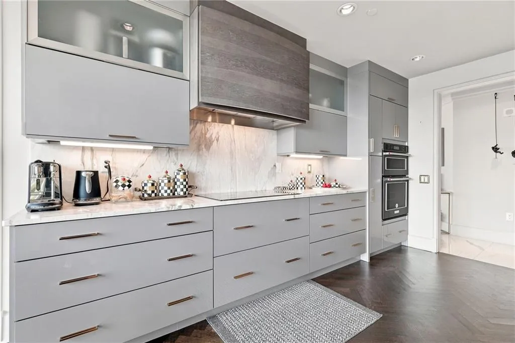 750 Park Avenue Ne Unit 22w, Atlanta, Georgia 30326, 3 Bedrooms Bedrooms, 0 ,2 BathroomsBathrooms,Residential,For Sale,750 Park Avenue Ne Unit 22w,7833763