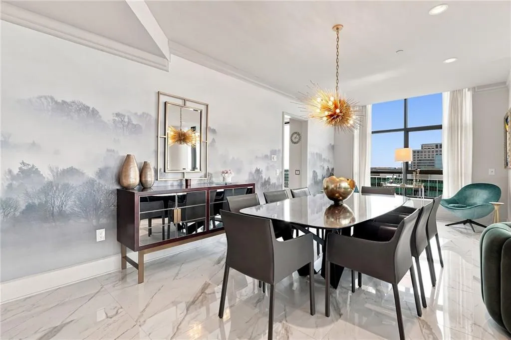 750 Park Avenue Ne Unit 22w, Atlanta, Georgia 30326, 3 Bedrooms Bedrooms, 0 ,2 BathroomsBathrooms,Residential,For Sale,750 Park Avenue Ne Unit 22w,7833763