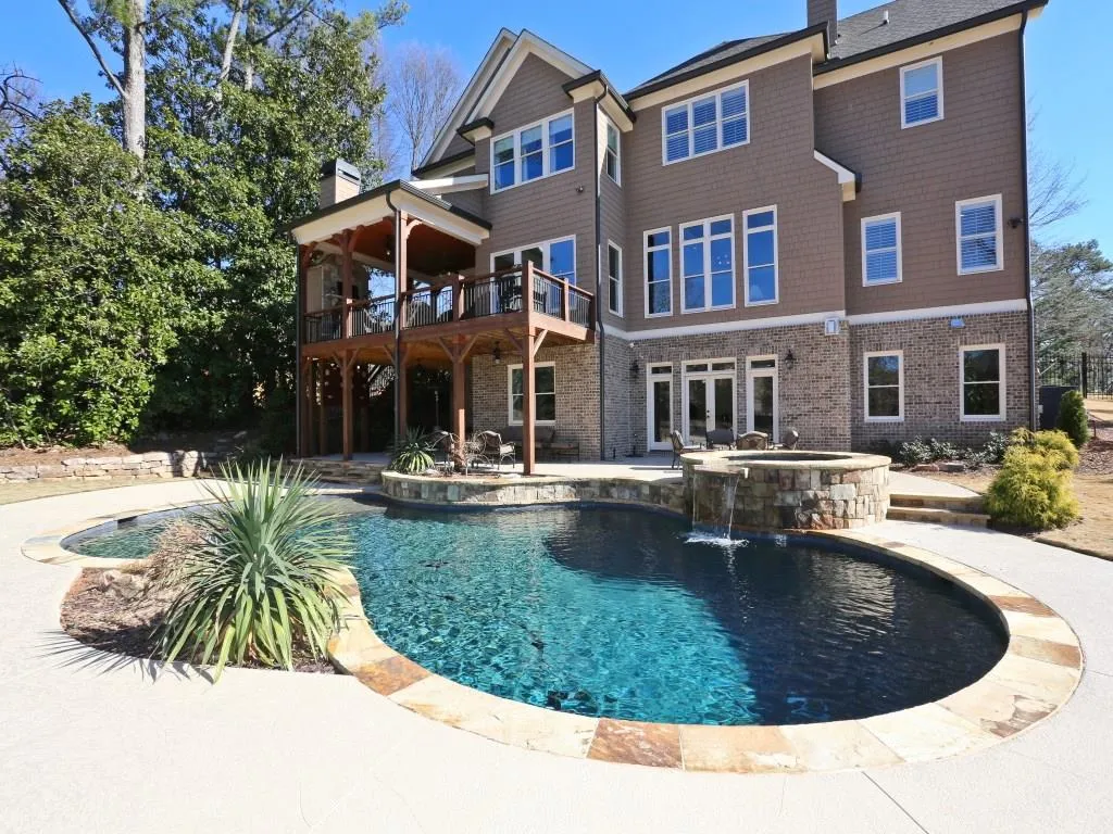 6240 Aberdeen Drive, Sandy Springs, Georgia 30328, 6 Bedrooms Bedrooms, ,7 BathroomsBathrooms,Residential,Sold,6240 Aberdeen Drive,5799899