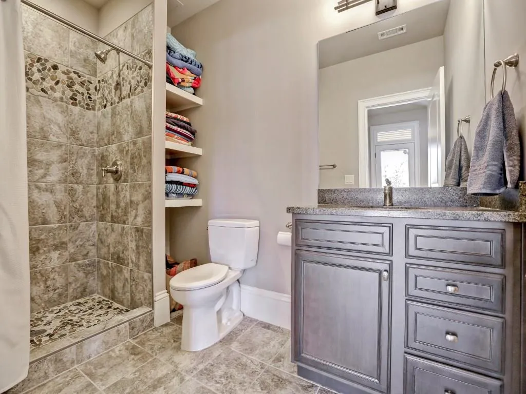 6240 Aberdeen Drive, Sandy Springs, Georgia 30328, 6 Bedrooms Bedrooms, ,7 BathroomsBathrooms,Residential,Sold,6240 Aberdeen Drive,5799899