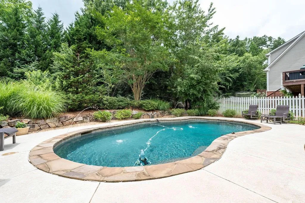 5780 Long Grove Drive, Atlanta, Georgia 30328, 5 Bedrooms Bedrooms, ,4 BathroomsBathrooms,Residential,Sold,5780 Long Grove Drive,6572433