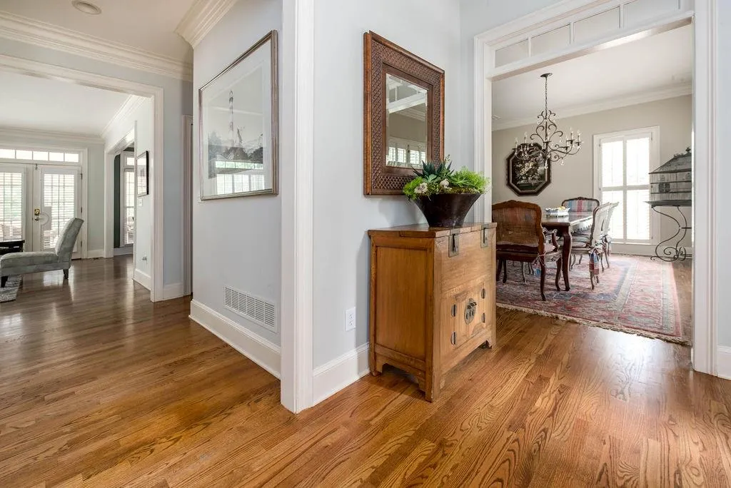 5780 Long Grove Drive, Atlanta, Georgia 30328, 5 Bedrooms Bedrooms, ,4 BathroomsBathrooms,Residential,Sold,5780 Long Grove Drive,6572433