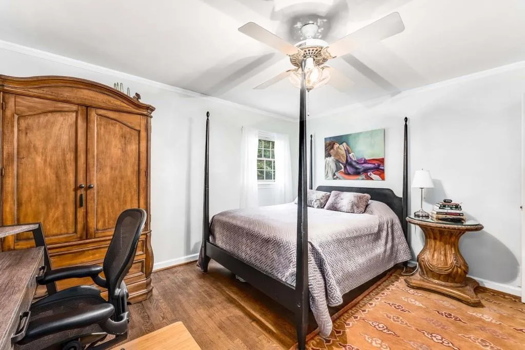 240 Beachland Drive, Atlanta, Georgia 30342, 3 Bedrooms Bedrooms, ,2 BathroomsBathrooms,Residential,For Sale,240 Beachland Drive,7634743