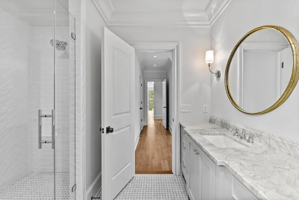258 Pineland Road Nw, Atlanta, Georgia 30342, 6 Bedrooms Bedrooms, ,8 BathroomsBathrooms,Residential,For Sale,258 Pineland Road Nw,7593214