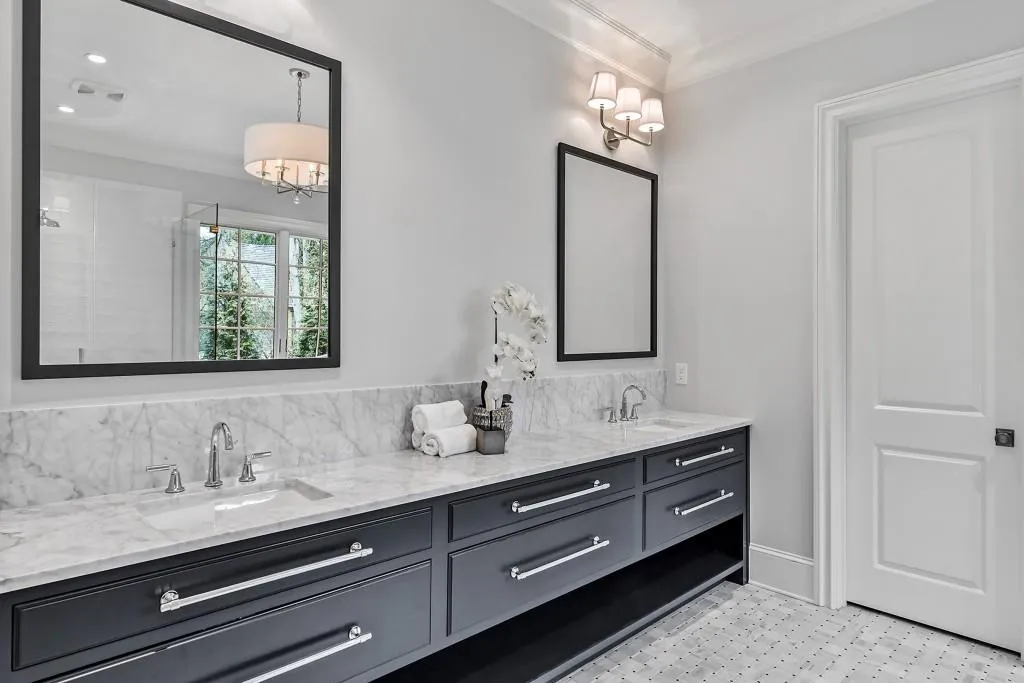 258 Pineland Road Nw, Atlanta, Georgia 30342, 6 Bedrooms Bedrooms, ,8 BathroomsBathrooms,Residential,For Sale,258 Pineland Road Nw,7593214