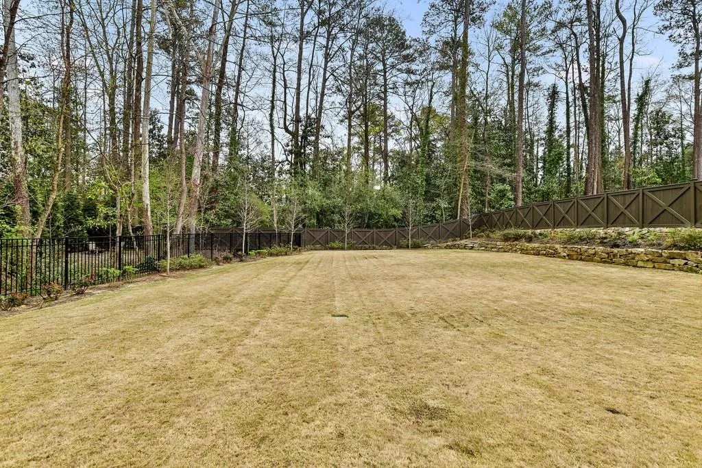 258 Pineland Road Nw, Atlanta, Georgia 30342, 6 Bedrooms Bedrooms, ,8 BathroomsBathrooms,Residential,For Sale,258 Pineland Road Nw,7593214
