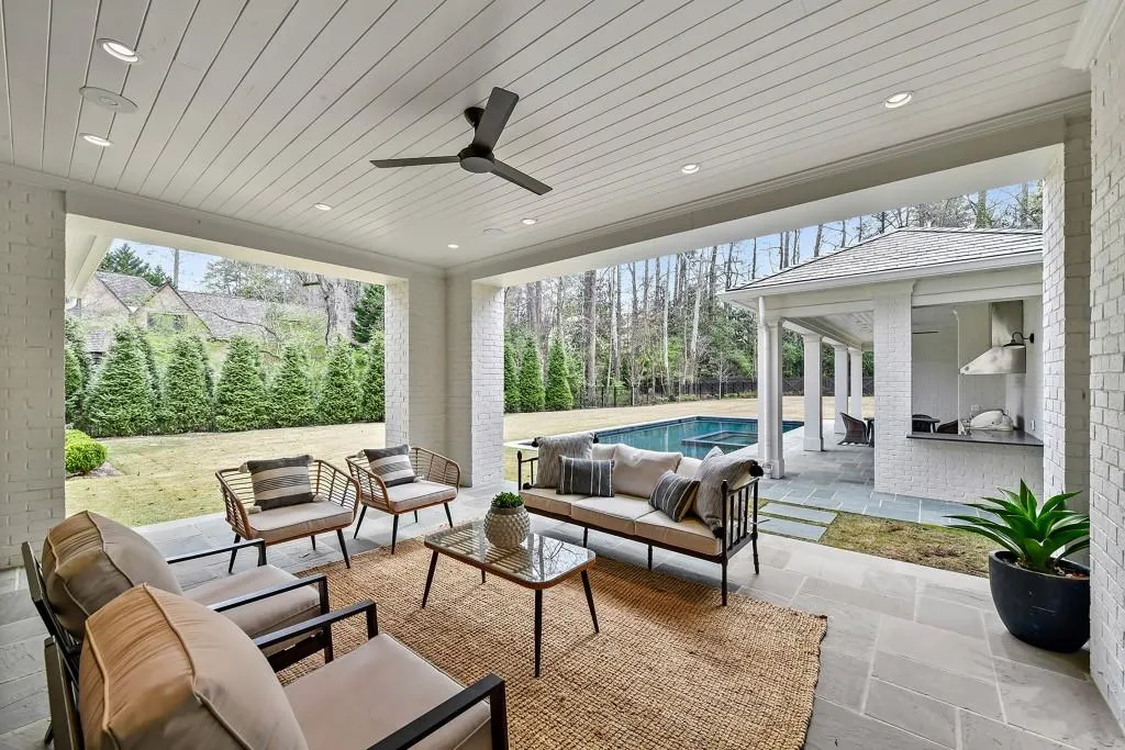 258 Pineland Road Nw, Atlanta, Georgia 30342, 6 Bedrooms Bedrooms, ,8 BathroomsBathrooms,Residential,For Sale,258 Pineland Road Nw,7593214