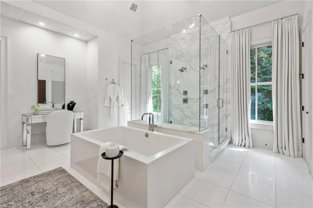 1191 W Conway Drive, Atlanta, Georgia 30327, 7 Bedrooms Bedrooms, ,8 BathroomsBathrooms,Residential,For Sale,1191 W Conway Drive,7650217