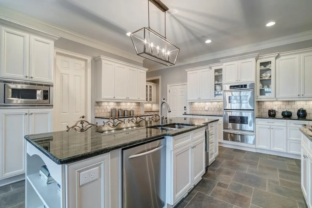 4915 Powers Ferry Road, Atlanta, Georgia 30327, 5 Bedrooms Bedrooms, ,5 BathroomsBathrooms,Residential,Sold,4915 Powers Ferry Road,6512929