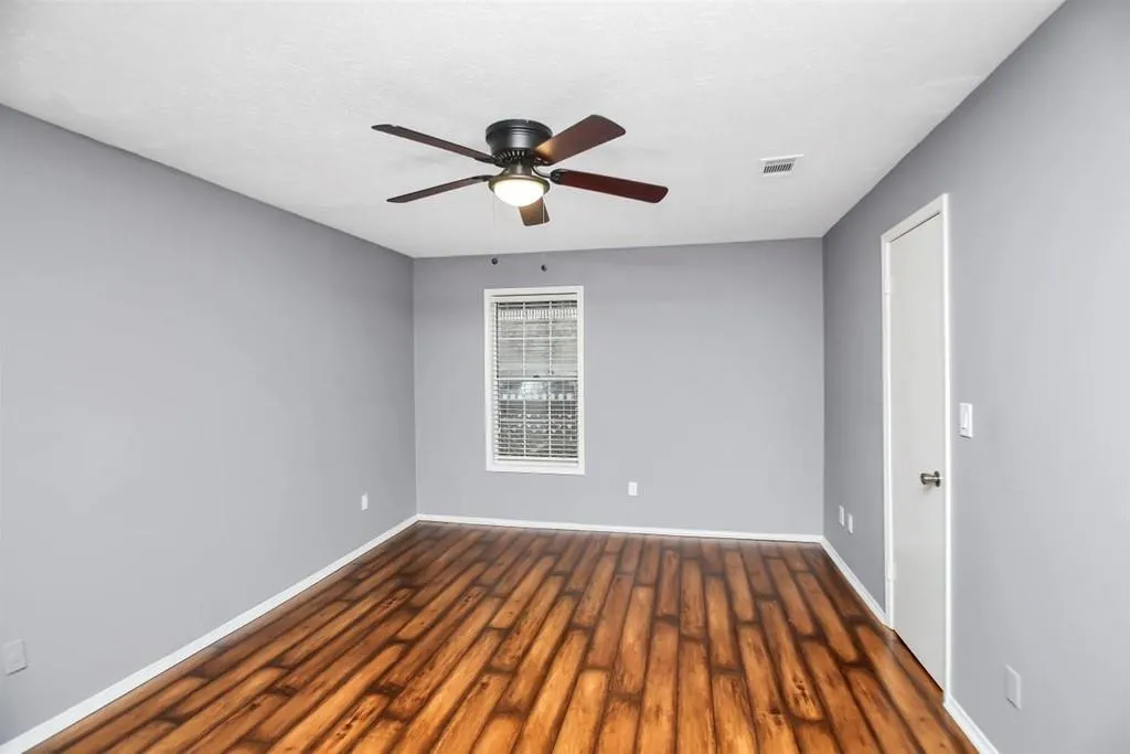 1610 Vicksburg Place, Sandy Springs, Georgia 30350, 2 Bedrooms Bedrooms, ,2 BathroomsBathrooms,Residential,Sold,1610 Vicksburg Place,6776452