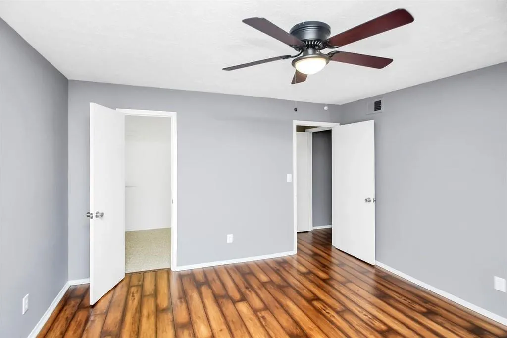 1610 Vicksburg Place, Sandy Springs, Georgia 30350, 2 Bedrooms Bedrooms, ,2 BathroomsBathrooms,Residential,Sold,1610 Vicksburg Place,6776452