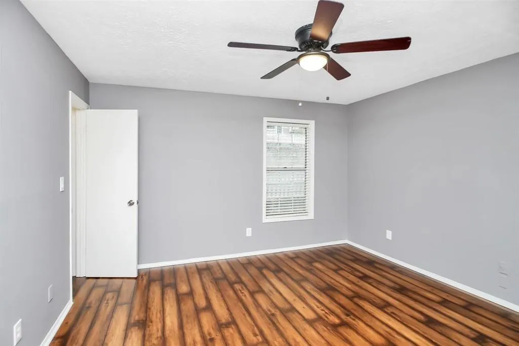 1610 Vicksburg Place, Sandy Springs, Georgia 30350, 2 Bedrooms Bedrooms, ,2 BathroomsBathrooms,Residential,Sold,1610 Vicksburg Place,6776452