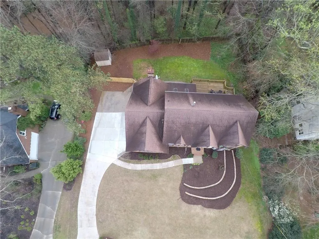 335 Spindle Court, Sandy Springs, Georgia 30350, 4 Bedrooms Bedrooms, ,3 BathroomsBathrooms,Residential,Sold,335 Spindle Court,6693304