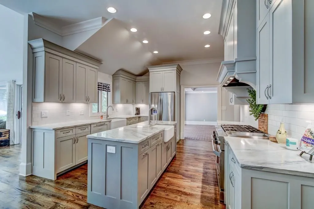 630 River Valley Road, Atlanta, Georgia 30328, 6 Bedrooms Bedrooms, ,6 BathroomsBathrooms,Residential,Sold,630 River Valley Road,6016034