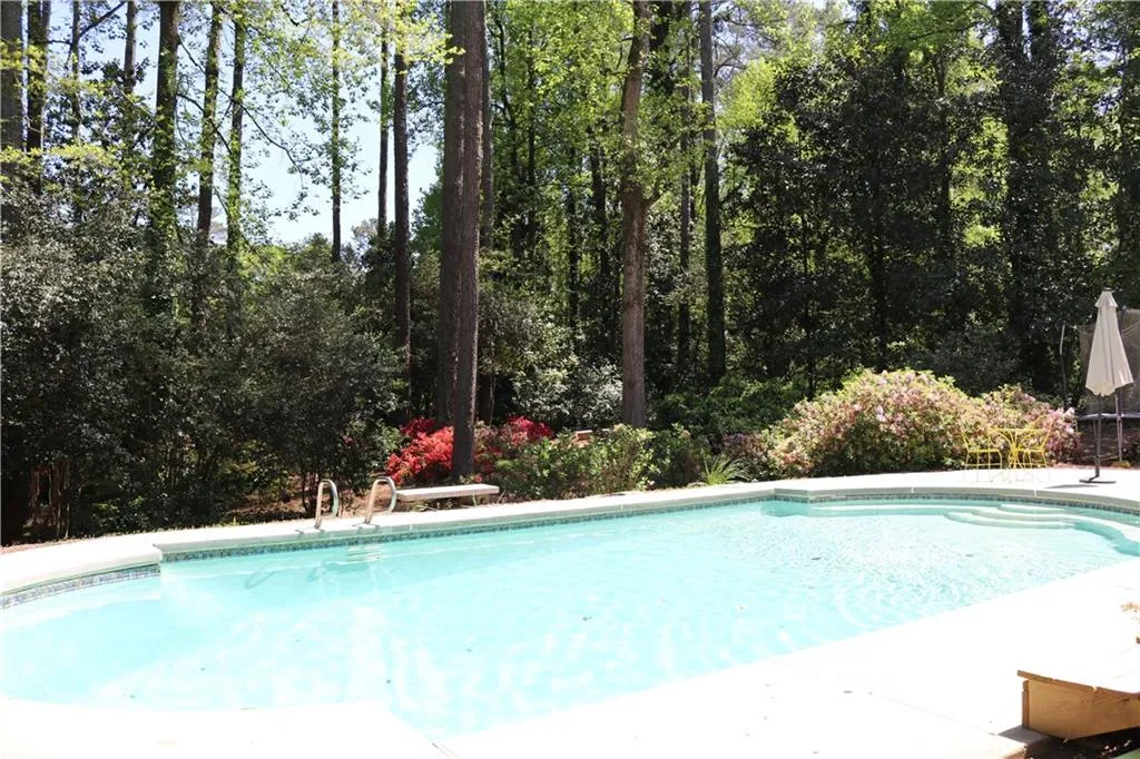 630 River Valley Road, Atlanta, Georgia 30328, 6 Bedrooms Bedrooms, ,6 BathroomsBathrooms,Residential,Sold,630 River Valley Road,6016034