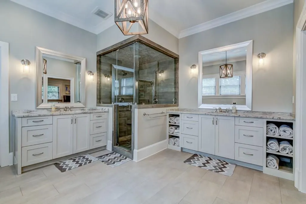 630 River Valley Road, Atlanta, Georgia 30328, 6 Bedrooms Bedrooms, ,6 BathroomsBathrooms,Residential,Sold,630 River Valley Road,6016034