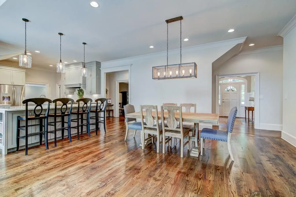 630 River Valley Road, Atlanta, Georgia 30328, 6 Bedrooms Bedrooms, ,6 BathroomsBathrooms,Residential,Sold,630 River Valley Road,6016034