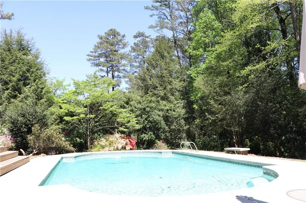 630 River Valley Road, Atlanta, Georgia 30328, 6 Bedrooms Bedrooms, ,6 BathroomsBathrooms,Residential,Sold,630 River Valley Road,6016034