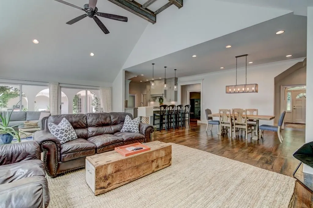 630 River Valley Road, Atlanta, Georgia 30328, 6 Bedrooms Bedrooms, ,6 BathroomsBathrooms,Residential,Sold,630 River Valley Road,6016034