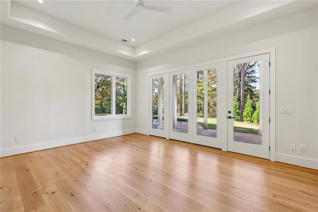 825 Kenry Court, Atlanta, Georgia 30342, 6 Bedrooms Bedrooms, 0 ,7 BathroomsBathrooms,Residential,For Sale,825 Kenry Court,7732522