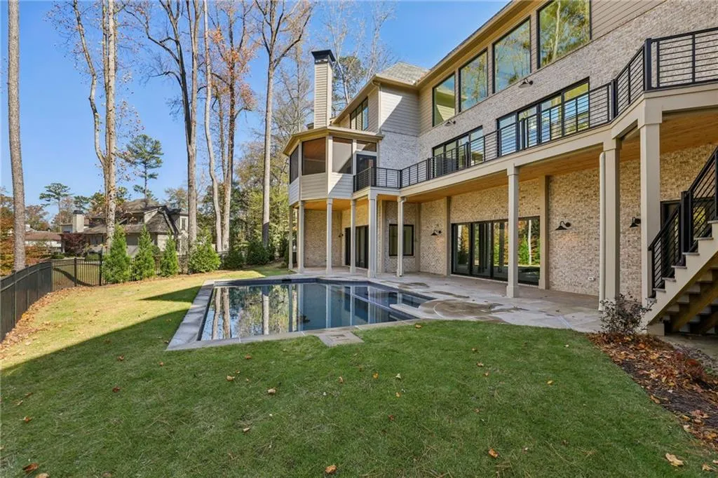 825 Kenry Court, Atlanta, Georgia 30342, 6 Bedrooms Bedrooms, 0 ,7 BathroomsBathrooms,Residential,For Sale,825 Kenry Court,7732522