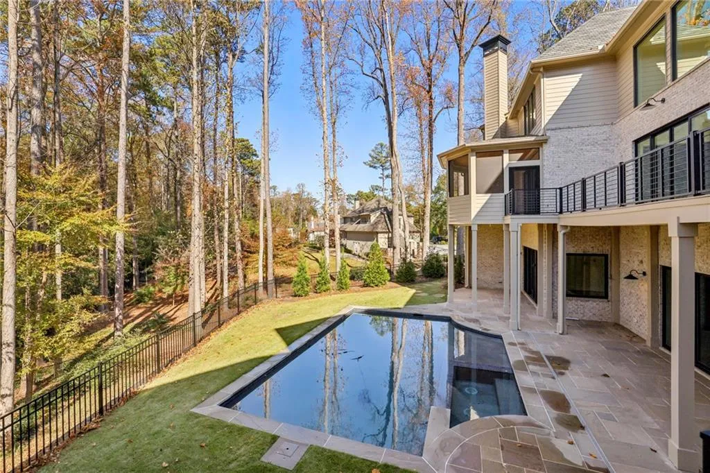 825 Kenry Court, Atlanta, Georgia 30342, 6 Bedrooms Bedrooms, 0 ,7 BathroomsBathrooms,Residential,For Sale,825 Kenry Court,7732522