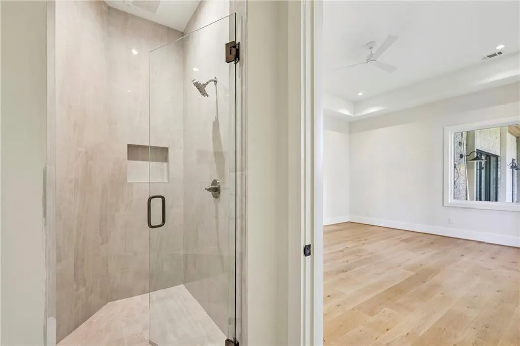 825 Kenry Court, Atlanta, Georgia 30342, 6 Bedrooms Bedrooms, 0 ,7 BathroomsBathrooms,Residential,For Sale,825 Kenry Court,7732522